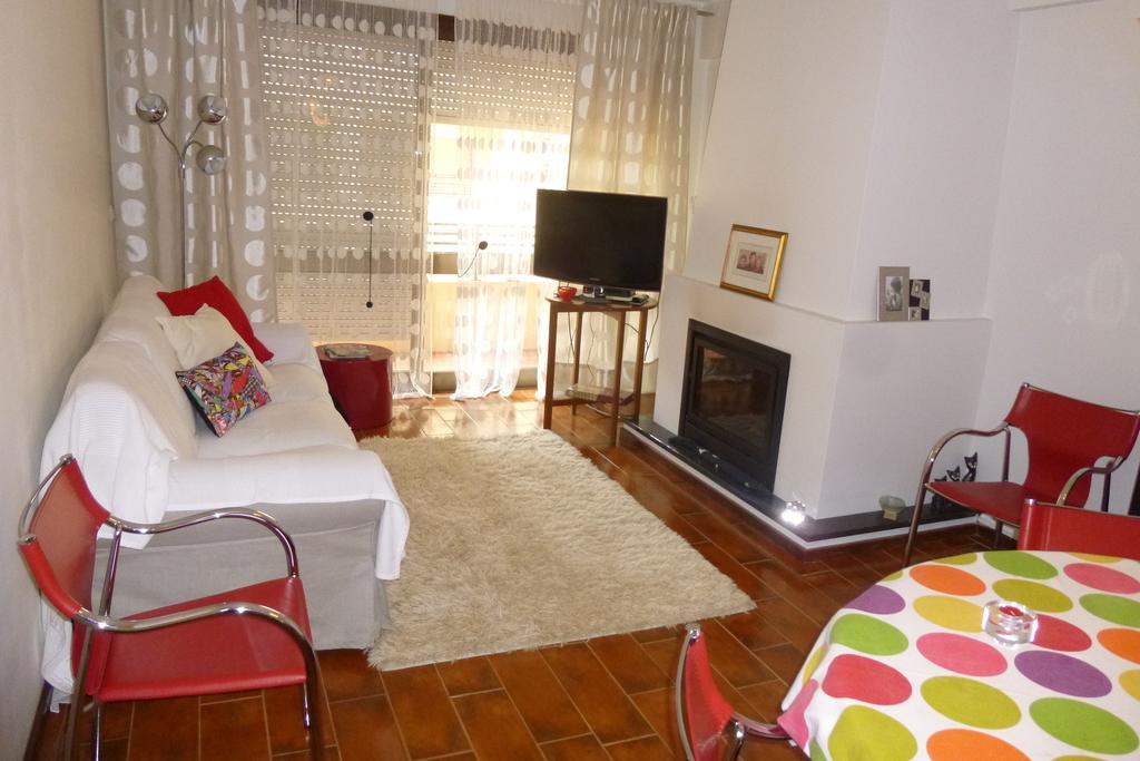 Homestay Porto's City Park & Surf Beach