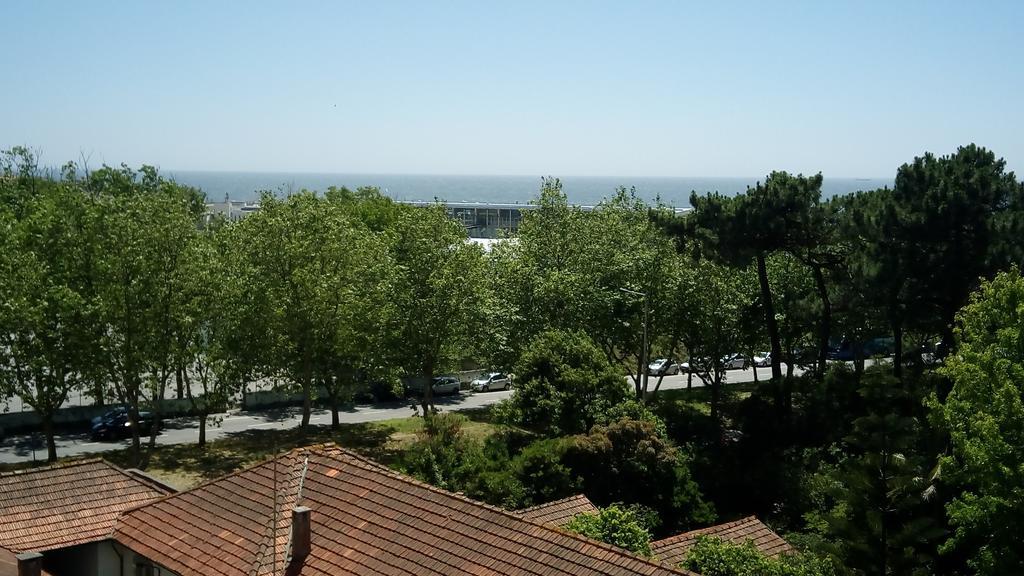 Homestay Porto's City Park & Surf Beach